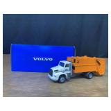 1/50 Volvo NL10 Garbage Truck NIB Conrad