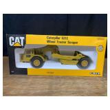 1/50 Caterpillar 631E Scraper NIB Ertl