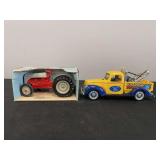(2) 1/16 Ford 8N + 1/25 Ford Wrecker
