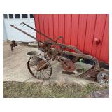 John Deere 2 Bottom 12” Pull Type Plow