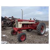 Farmall 560 Wide Front (Puller?)
