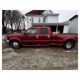 Ford F-350 XLT Super Duty Crew Cab Dually Pickup