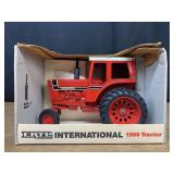 1/16 IH 1566 Special Edition NIB Ertl