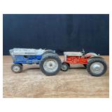 (2) 1/12 Ford Commander 6000 + 961 Hubley