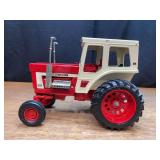 1/16 IH 1468 Ertl