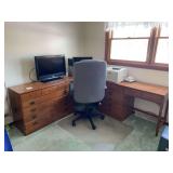 Large Ethan Allen Corner Desk and Chair