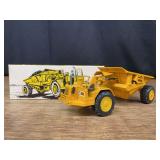 1/50 Caterpillar 621 Rear Dump Truck NIB NZG