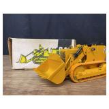 1/24 Caterpillar 941 Crawler Loader NIB NZG