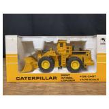 1/75 Caterpillar 992C Wheel Loader NIB Shinsei