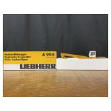 1/50 Liebherr A954 Excavator NIB Conrad