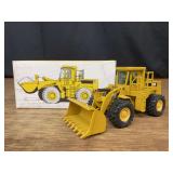 1/50 Caterpillar 966E Wheel Loader NIB NZG
