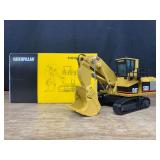 1/50 Caterpillar 5130 Shovel NIB NZG