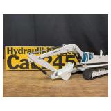 1/50 Caterpillar 245 Excavator White NIB NZG