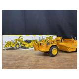 1/50 Caterpillar 627 Scraper NIB NZG