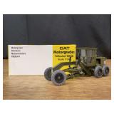 1/50 Caterpillar 12G Motor Grader Military NIB NZG