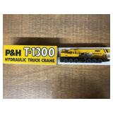 1/50 P&H T-1300 Truck Crane NIB Conrad