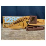 1/35 Case 1280 Excavator NIB Conrad