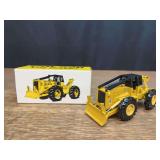 1/50 Caterpillar 528 Log Skidder NIB NZG