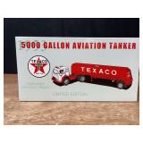 1/34 Texaco Aviation Tanker NIB 1st Gear