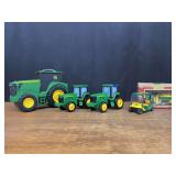 (5) John Deere Lot