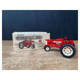 1/16 Farmall 350 Special Edition NIB Ertl