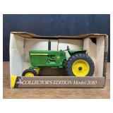 1/16 John Deere 3010 Collector NIB Ertl