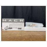 1/34 Mack R Campbell 66 Express Semi NIB 1st Gear