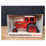 1/16 IH 1566 NIB Ertl