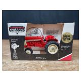 1/16 IH 606 Dealer Edition NIB SM