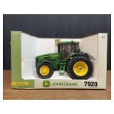 1/16 John Deere 7920 Collector NIB Ertl