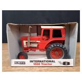 1/16 IH 1568 NIB Ertl