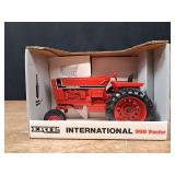 1/16 IH 966 NIB Ertl