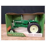 1/16 Oliver 1655 NIB Ertl