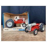 (2) Ford 8N + 981 Ertl