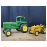 (2) 1/16 John Deere BI + 4430 Ertl