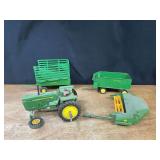 (4) 1/16 John Deere Tractor + Implements Ertl