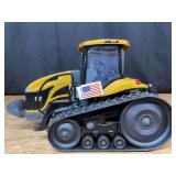 1/16 Caterpillar Challenger MT765 Signature Edition SM