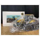 1/16 Challenger MT765 Signature Edition NIB SM