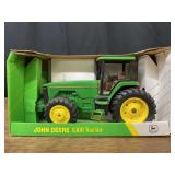 1/16 John Deere 8300 NIB Ertl