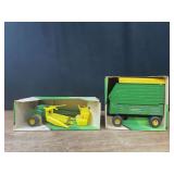 (2) 1/16 John Deere Forage Harvester + Wagon NIB Ertl