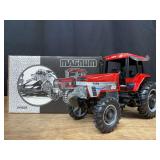 1/16 Case-IH Magnum 7250 Mark 50 1994 Farm Show NIB Ertl