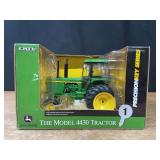 1/16 John Deere 4430 Precision Key NIB Ertl