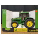 1/16 John Deere 7820 NIB Ertl