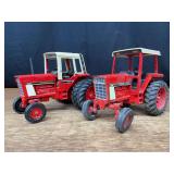 (2) 1/16 IH 886 + 1586 Ertl