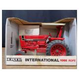 1/16 IH 1066 Special Edition NIB Ertl