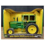 1/16 John Deere 4010 Collector NIB Ertl