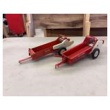 (2) 1/16 Tru-Scale Manure Spreaders Carter