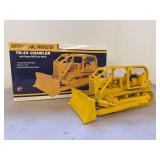 1/25 IH TD-25 Crawler NIB 1st Gear