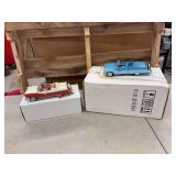 (2) 1/24 Ford Sunliners NIB