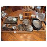 Assorted Kitchen Tools and Regent Block Knives Set